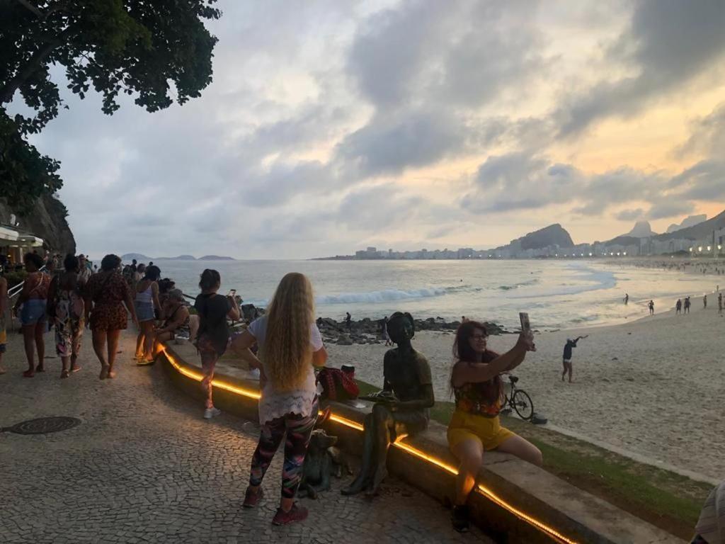 Copacabana Rua Tranquila E Arborizada Perto De Tudo Posto 2 리오데자네이루 외부 사진